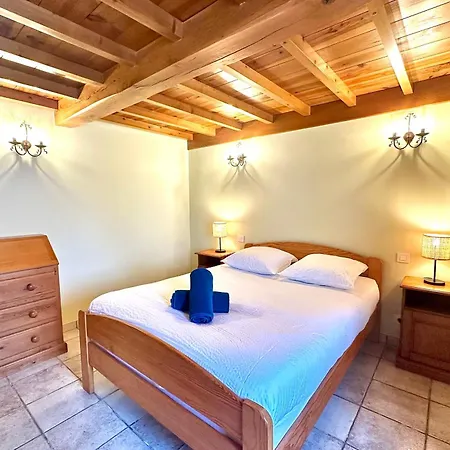 Le Chauffour Hébergement de vacances *